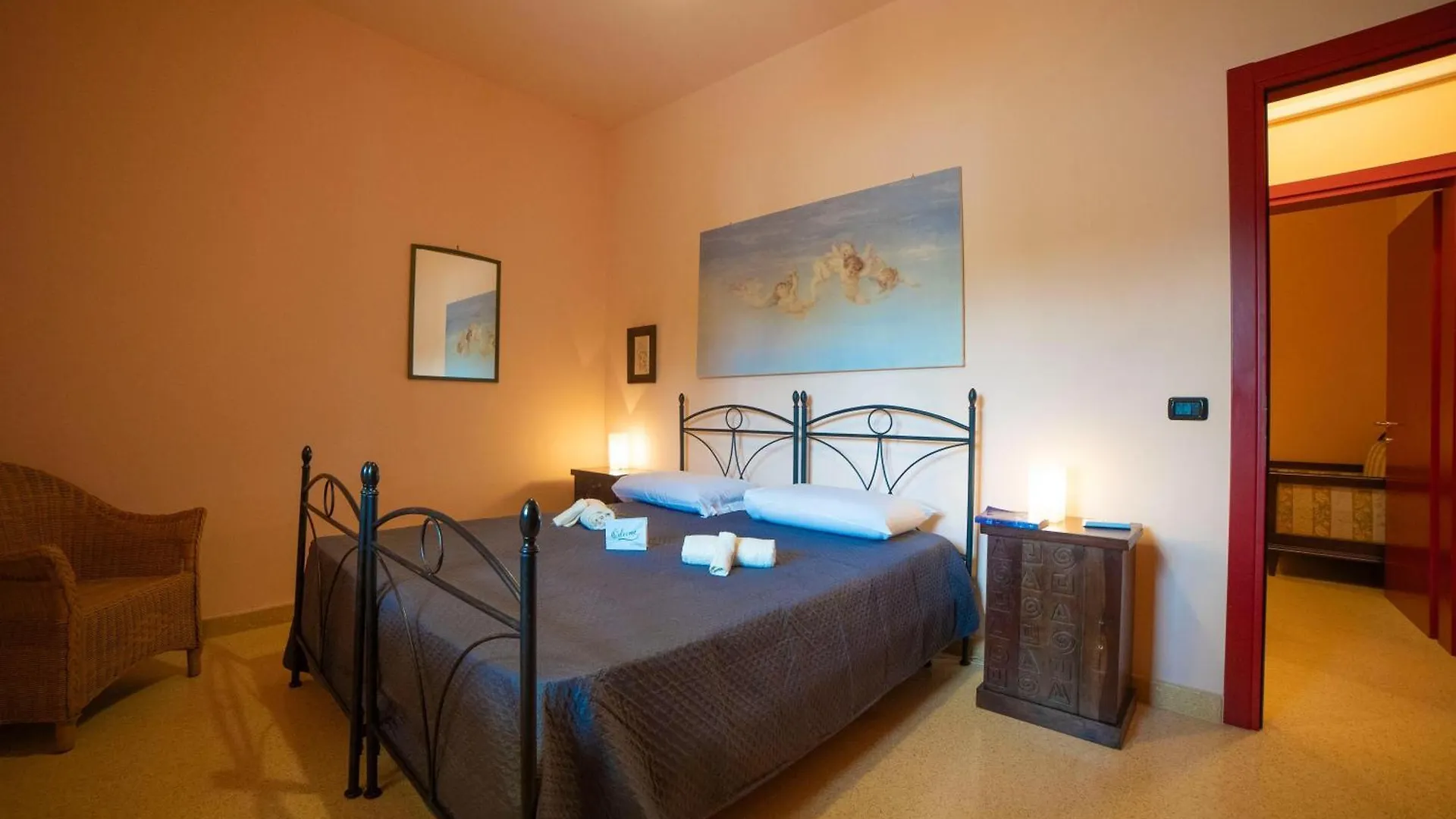 Maria Antonietta With Garden Apartment Lecce