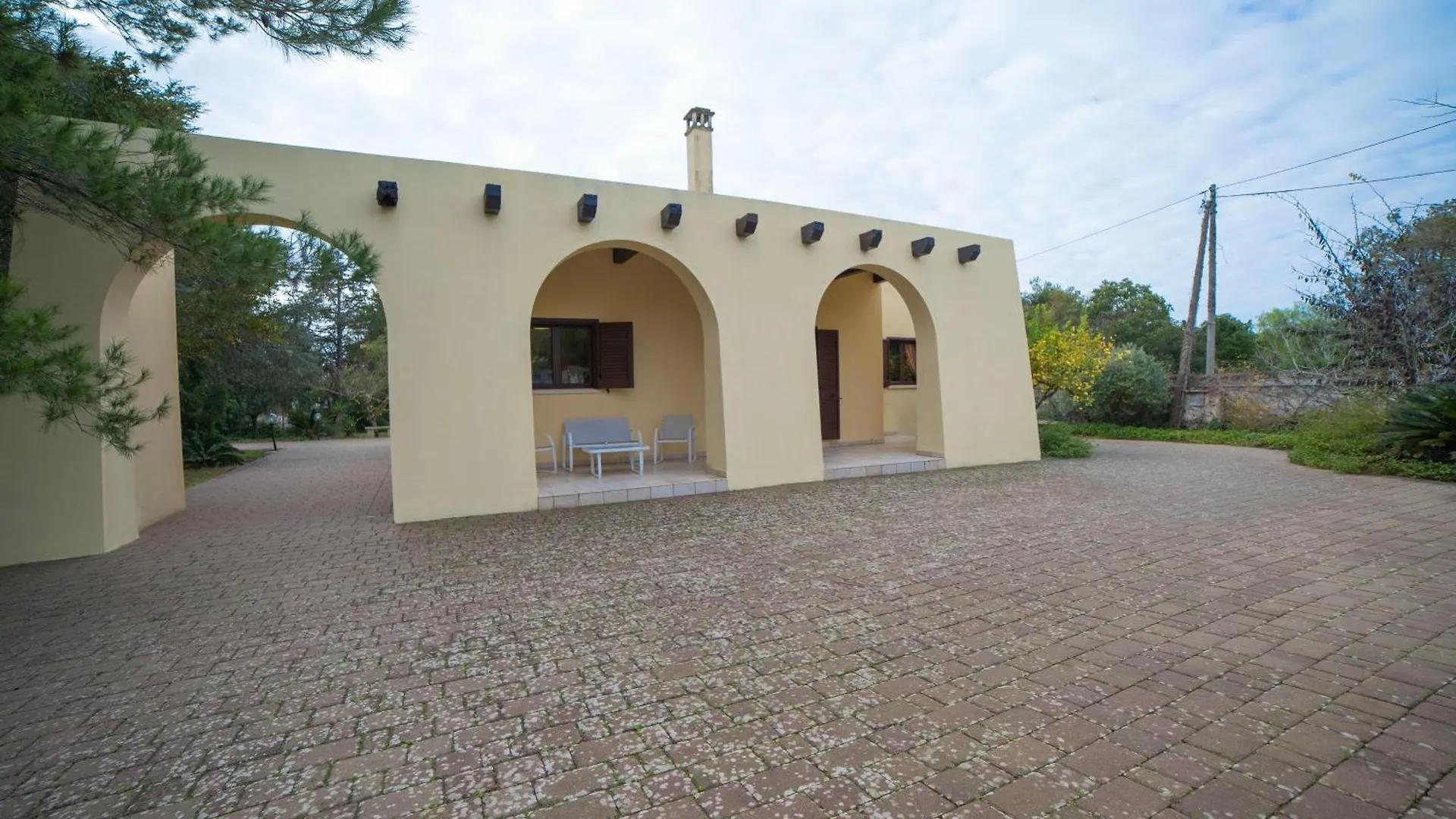 Maria Antonietta With Garden Apartment Lecce