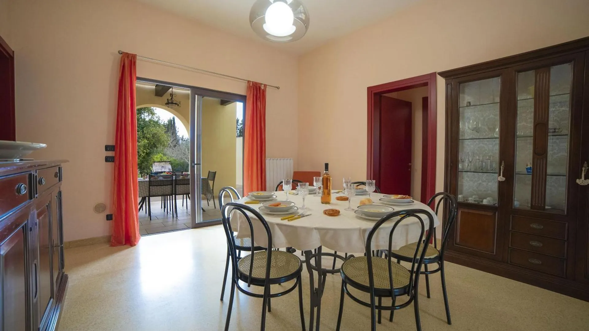 Maria Antonietta With Garden Apartment Lecce
